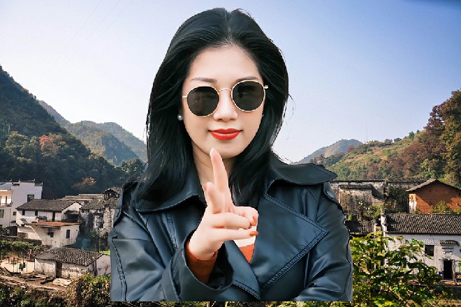 王玥不说话，红色妖姬继续说道：你不吱声，我就当你默认了啊