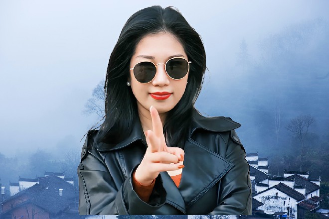 和一个女王谈恋爱，已经泪流满面了现在，是和两个