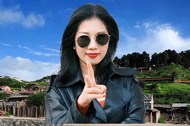 陈晓夜不客气地说道，她看着若依的目光，略微有些古怪