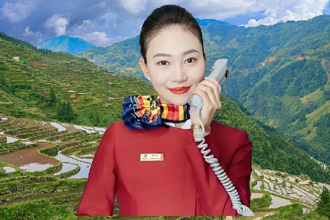 这光线眨眼间到了基尔身前，被基尔用一双翅膀给挡了下来