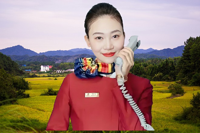 虽然模样酷似，但红色妖姬还是一眼看出，她不是自己的女人