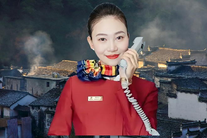 秦少侠，你一定要紧紧跟着我，不然会迷路的，咦，秦少侠