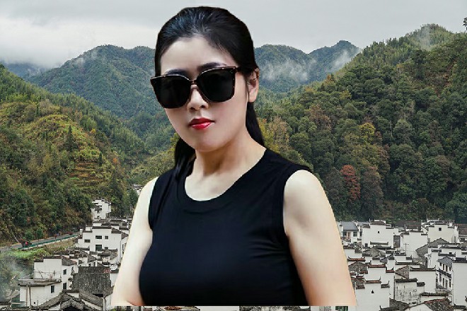 伊轩哈哈一笑，王玥又随便嘱咐了几句，便挂断了电话