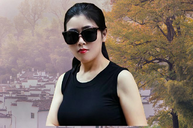 老板虽然嘴巴上这么说，但还是把钱顺手揣进了兜里