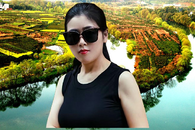 廖婧涵直接骂红色妖姬自私，没等红色妖姬说话，张芯蕾先不乐意了