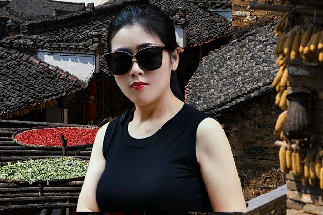 大哥，这个绝对是美女啊极品美女啊你相信我的眼光