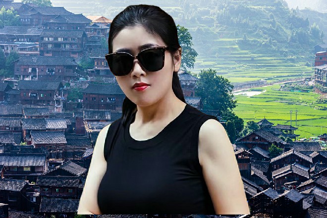 几个人形恶魔半跪在艾米利亚的身前，毕恭毕敬地说道