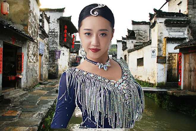 从今往后，我们一心辅佐杨盟主，共同发扬五岳剑派