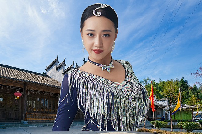 朱雀就是靠着这样的属性，让诺曦S略微游戏疲于应对