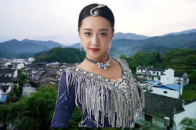 我爹是武术教练，对我寄以厚望所以给我起名叫熊霸