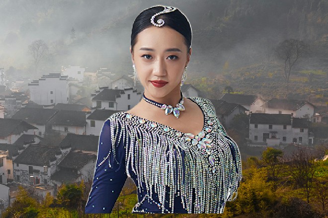 而若依只是回头看了他们一眼，这些人立刻都不敢吭声了