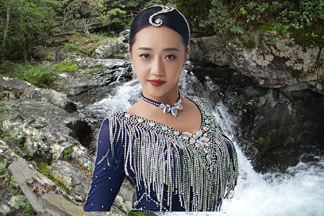 苏曼s一肚子的委屈，是我被你看光了好不好耍流氓也是你吧