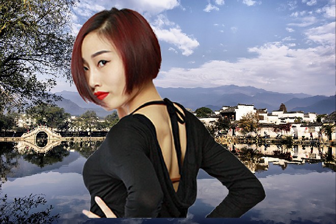 猴子说着，身体微微蹲了下去，接着右手的拳头收拢在腰间