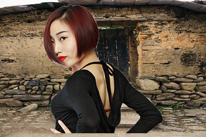 伊丽莎白十分不满地质问道：我会就此事向贵国提出抗议的