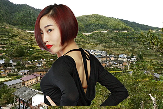 金色的气浪在空中炸开，草薙上司松了一口气，结束了么，