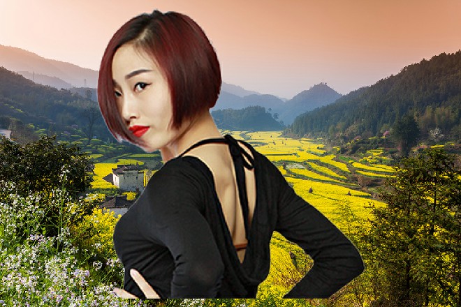 红色妖姬抱着胳膊，笑了起来，龙头，您这是把我也算进去了么