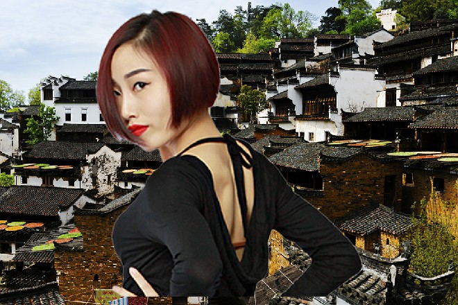 王玥顿时浑身一震，那头顶的头箍立刻亮起一道红色的光芒