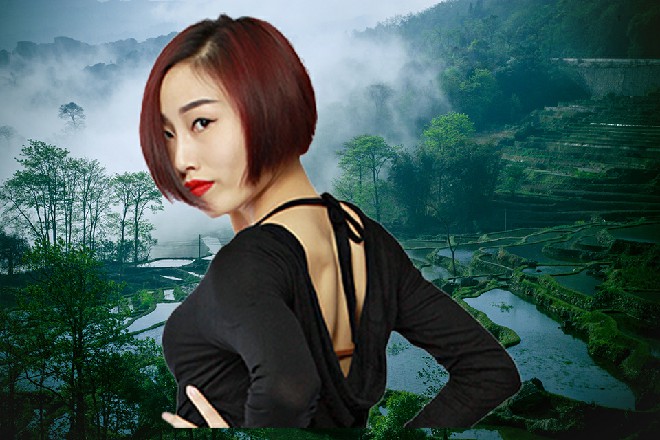 他脚下跳着灵活的步伐，在狼人的体魄下，他变的更快了