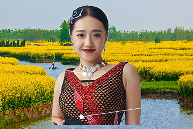 雷丁冷汗顿时就下来了，这尼玛打个屁啊他真想掀桌啊