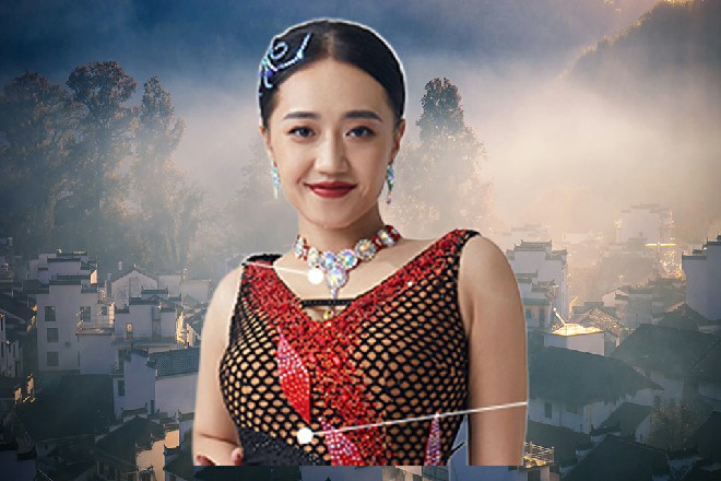 嗨，我哪有啥工作啊，天天就四处混混，有啥就吃口啥