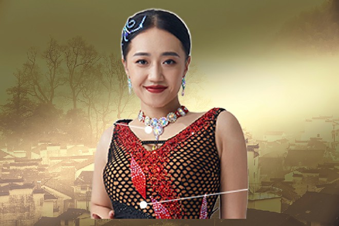 他嘴里不断地嘀咕着，气的李斌直接一脚把他踹翻在地上