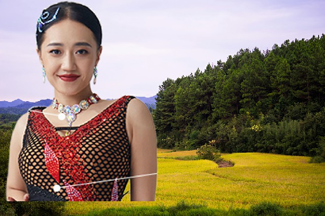 苏曼s负着双手，站在恐龙仙人的面前，这不正是你所求的吗