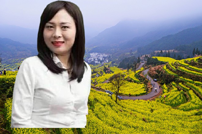 若依说着，一把提起了裤子，罗芙，你在这等我一会吧