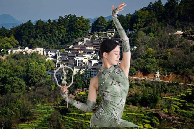 青梅虽然年纪小，但人小鬼大，对这些事情清楚的很