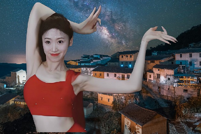 但她的鞋尖飞出一把尖刀来，对着廖婧涵的喉咙就刺了过去