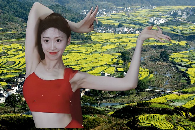 而就在这时候，对面那大汉已经挤开人群，直接走了过来