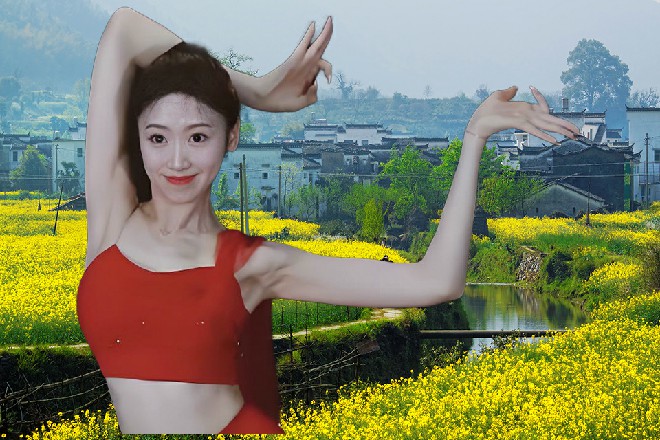 草薙上司有点坐不住了，他的手掌上微微冒出了白烟来