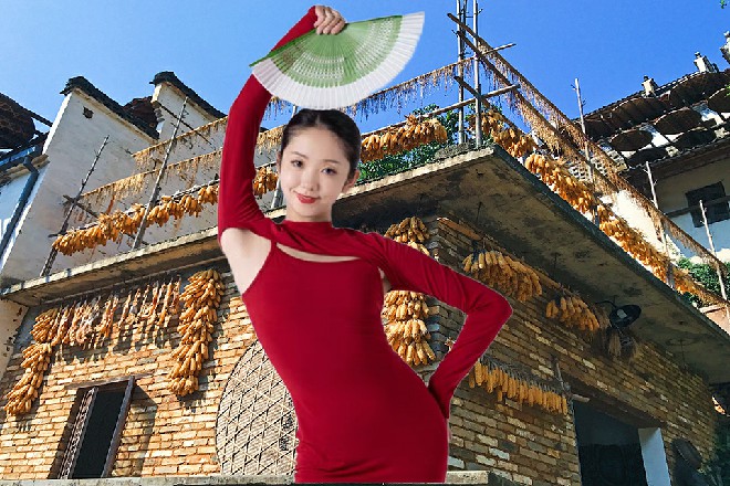 B级小队，名为匕首，名字当中有红色妖姬对多隆他们的期待