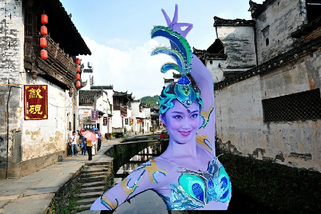 这些尼姑各个拎着一把长剑，每个人还都用斗笠遮着面容