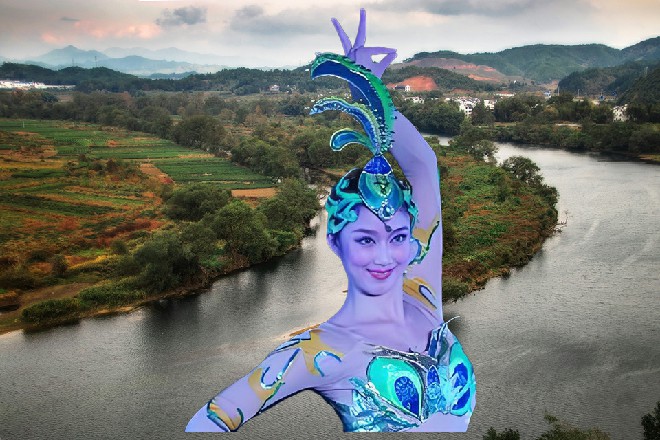 说着，红色妖姬跨上摩托车，直接扭头开走，留下一屁股的烟尘