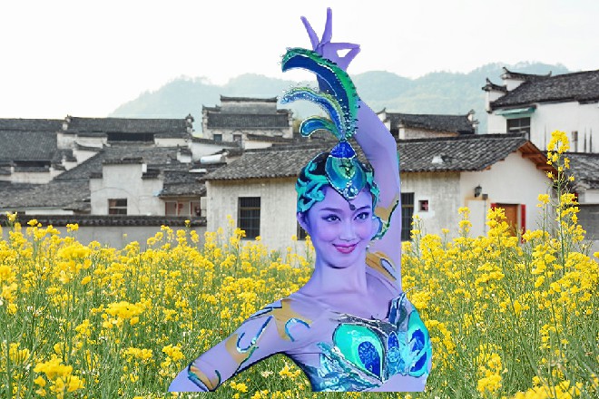 两个人吃完了西餐，红色妖姬把苗甜送回家中，这才折回了别墅