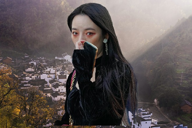 若依苦笑了一下，通道都被堵着呢，自己能逃到哪里去