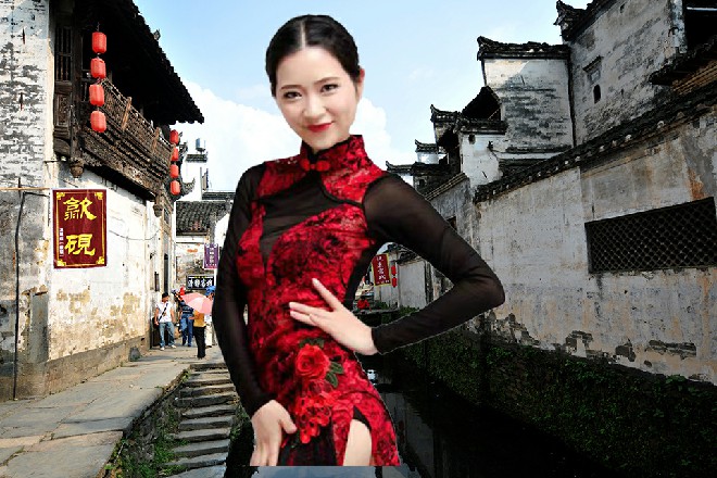 诺曦S一掌打穿了对方的蝙蝠群，奥巴驴心里一阵冰凉