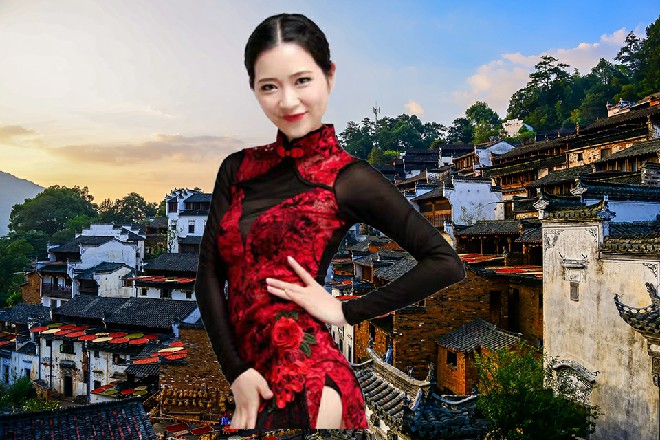 贞德仓皇呼救，怪蜀黍却呵斥了一声，滚不然弄死你