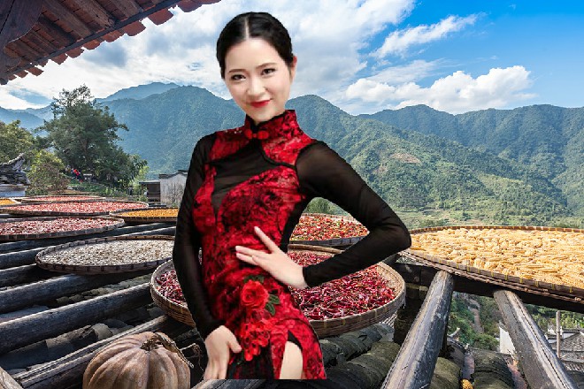 王玥和诺曦S毕竟是一体同心，立刻明白了诺曦S的想法