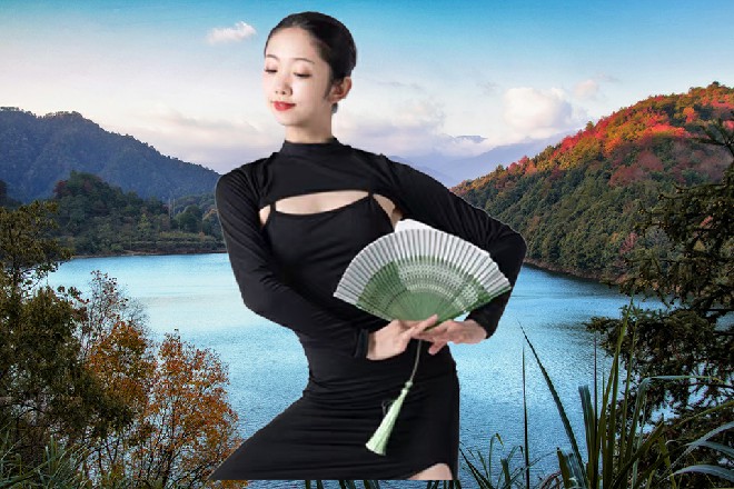 朴正欢在旁边直摇头，跟着他，恐怕你以后要喝西北风啊