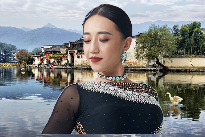 他身上冒着滚滚白烟，好像完全过度消耗的蒸汽机一样