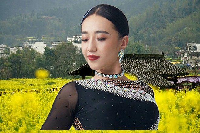 陈佳音的经纪人有些为难，这一会的演唱会，怕是要赶不上了