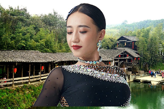 苏曼s点点头，尊严的确不是别人施舍的，而是靠自己赢来的