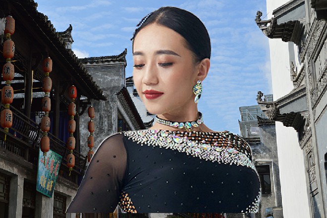 说着，大源惠子的太刀直接向着诺曦S的心口刺了过来