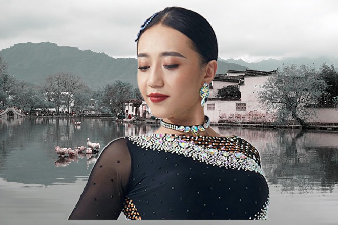 青龙会一百多号打手，顿时都嗷嗷叫着，向着这边扑过来