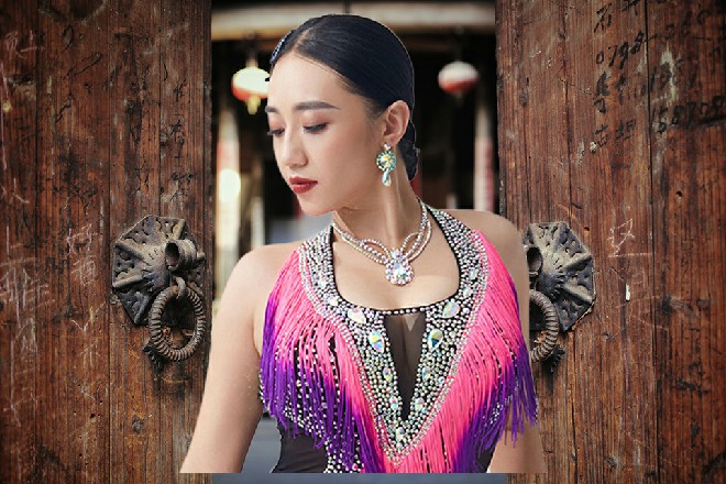 这该死的若依，他兵不血刃，就把自己给弄成了一个骑警