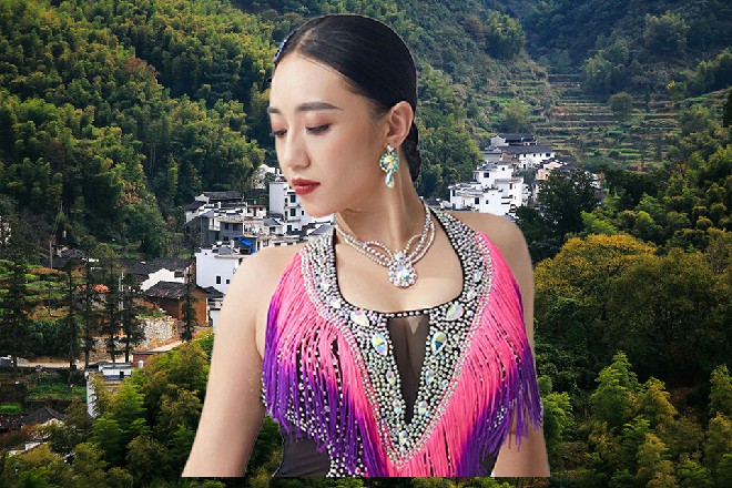 这一下可够狠的要是被戳实在了，若依估计要昏死过去