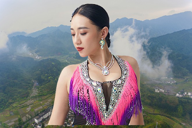 诶，路易斯怎么这么柔软啊，摸起来像是胸一样，额，