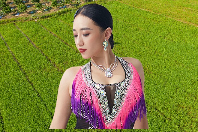 话可不是这么说，想当武林盟主，靠的可不仅仅是武功