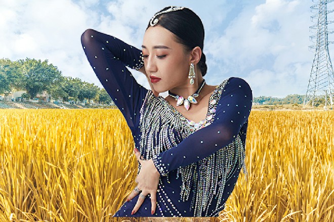 巴贝拉嘴里说着苏曼s都听不懂的话，凡人都没有生存的价值